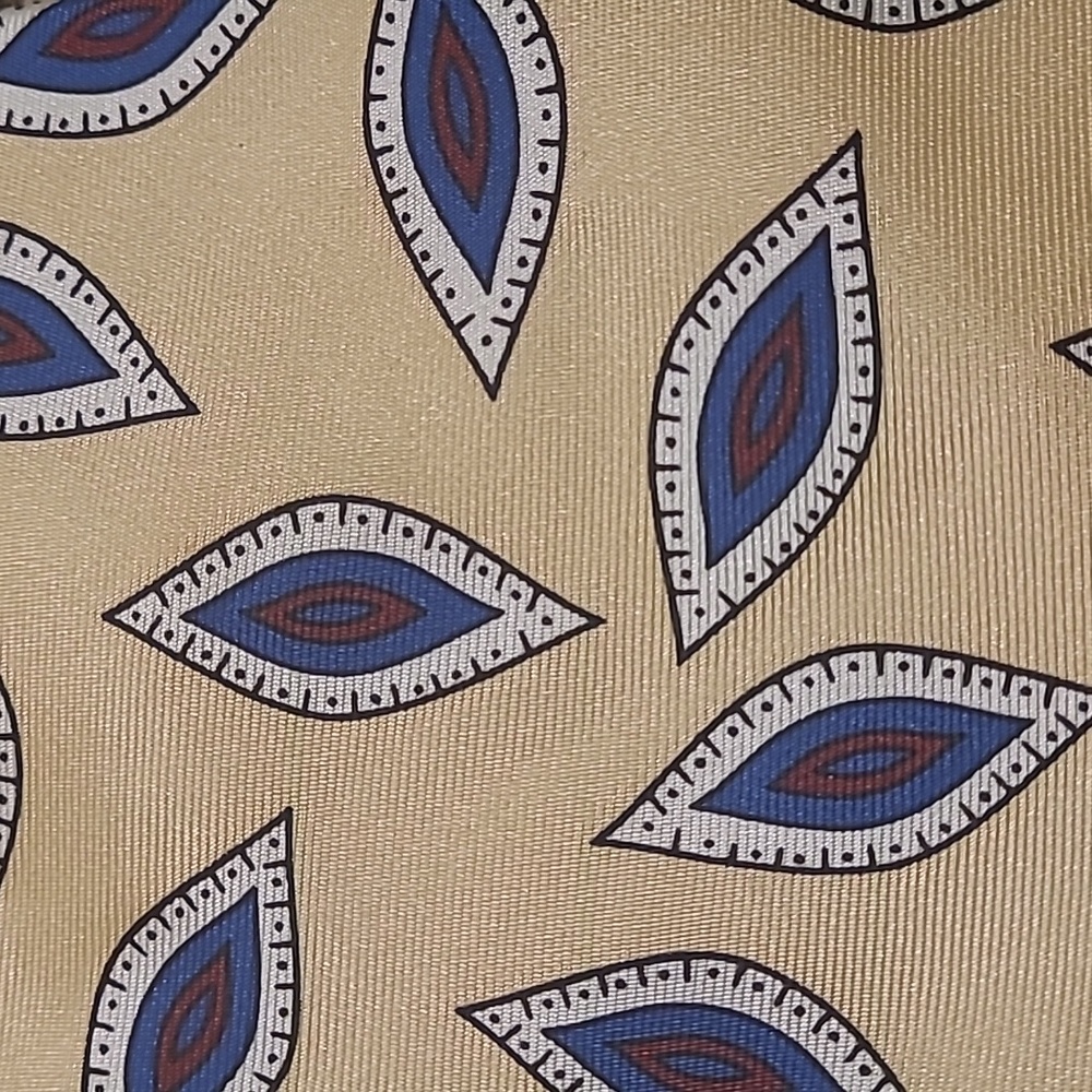 OSCAR DE LA RENTA PAISLEY NECK TIE - Picture 4 of 6